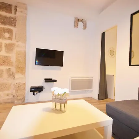 Charmant Studio Au Calme Centre Historique Apartment *